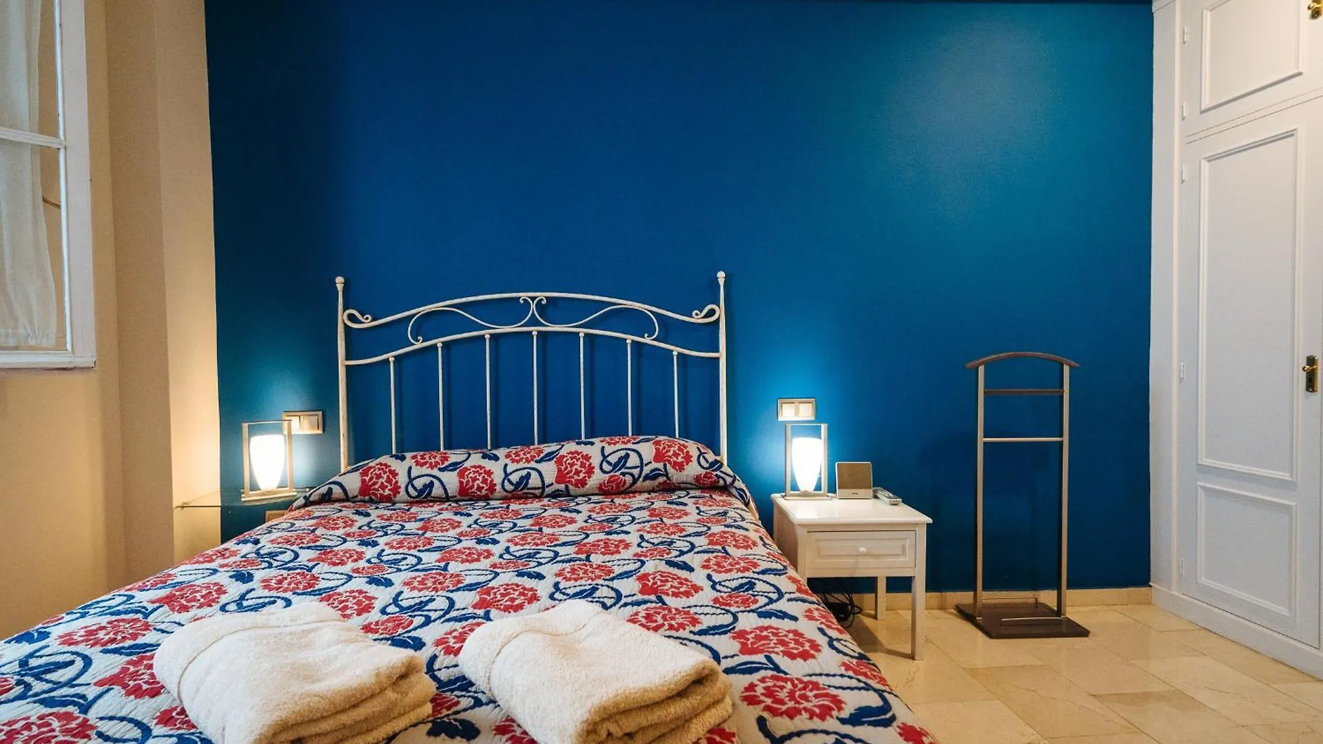 Apartamento En Casa Palacio Con Piscina 15 Mayo A 15 Octubre Seville Spain