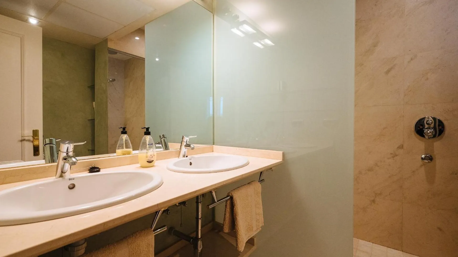 Appartement Apartamento En Casa Palacio Con Piscina 15 Mayo A 15 Octubre à Séville