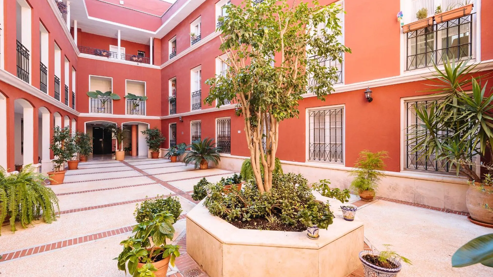 Appartement Apartamento En Casa Palacio Con Piscina 15 Mayo A 15 Octubre à Séville